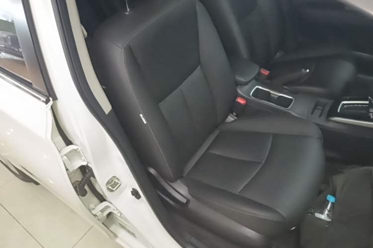 Used Nissan Sylphy 2022 Classic 1.6XL CVT Luxury Edition Right Front Seat