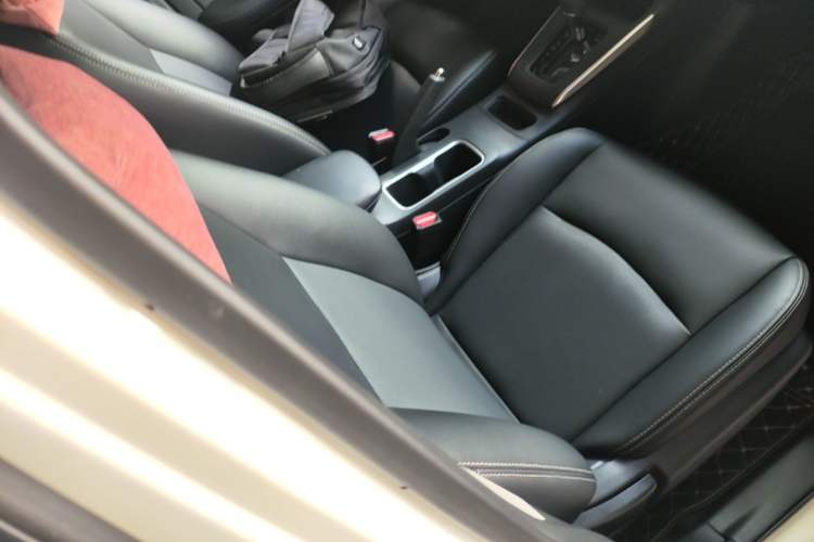 Used Nissan Sylphy 2022 Classic 1.6XE CVT Comfort Edition Right Front Seat