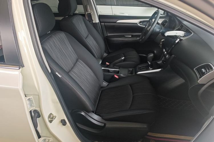 Used Nissan Sylphy 2022 Classic 1.6XE CVT Comfort Edition Right Front Seat