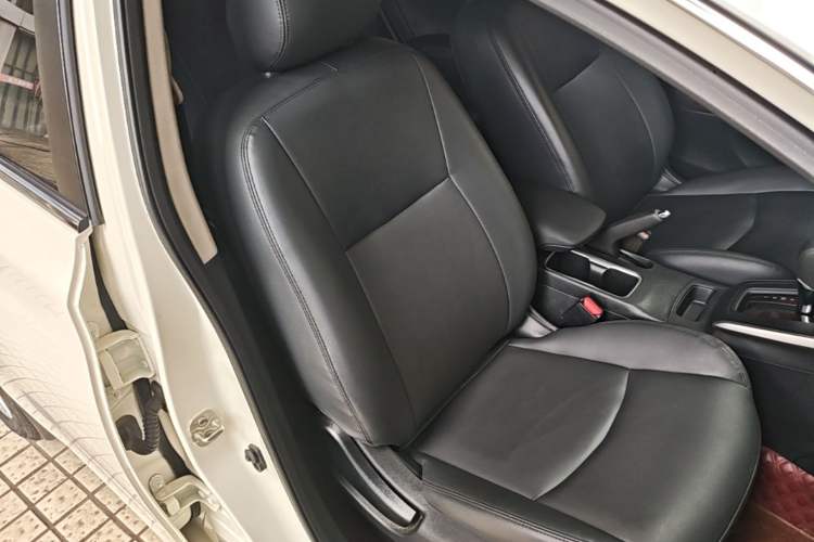 Used Nissan Sylphy 2022 Classic 1.6XE CVT Comfort Edition Right Front Seat