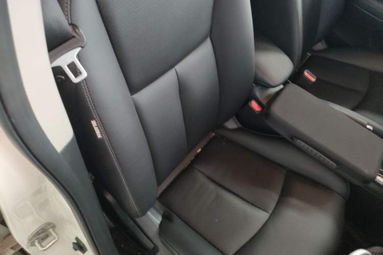 Used Nissan Sylphy 2022 Classic 1.6XL CVT Luxury Edition Right Front Seat