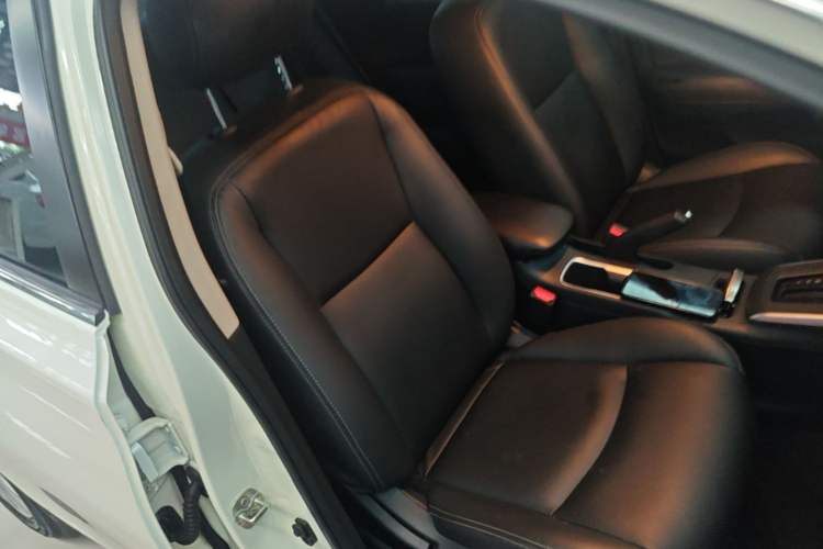 Used Nissan Sylphy 2022 Classic 1.6XE CVT Comfort Edition Right Front Seat