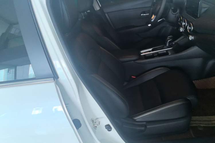 Used Nissan Sylphy 2022 1.6L XL CVT Enjoyment Edition Right Front Seat