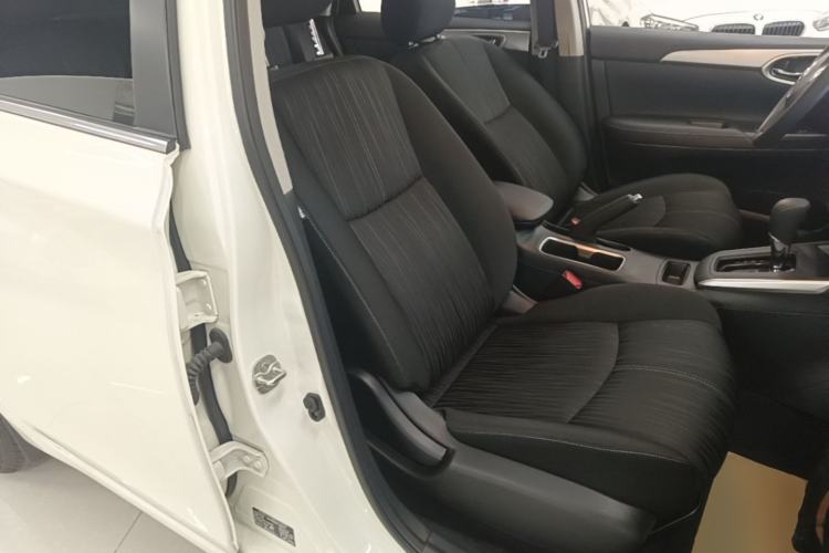 Used Nissan Sylphy 2022 Classic 1.6XE CVT Comfort Edition Right Front Seat