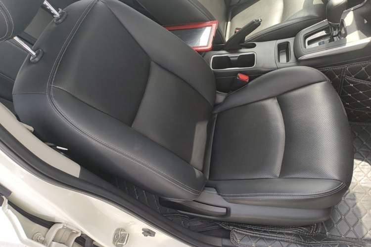 Used Nissan Sylphy 2022 Classic 1.6XE CVT Comfort Edition Right Front Seat