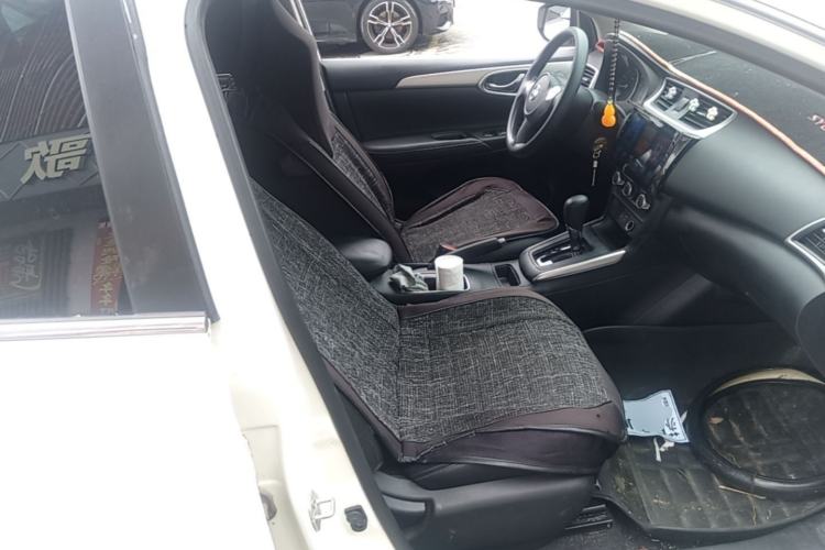 Used Nissan Sylphy 2022 Classic 1.6XE CVT Comfort Edition Right Front Seat