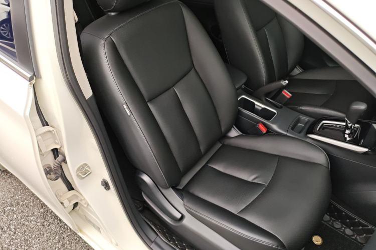 Used Nissan Sylphy 2022 Classic 1.6XL CVT Luxury Edition Right Front Seat