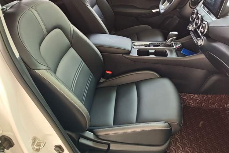 Used Nissan Sylphy 2022 1.6L XL CVT Enjoyment Edition Right Front Seat