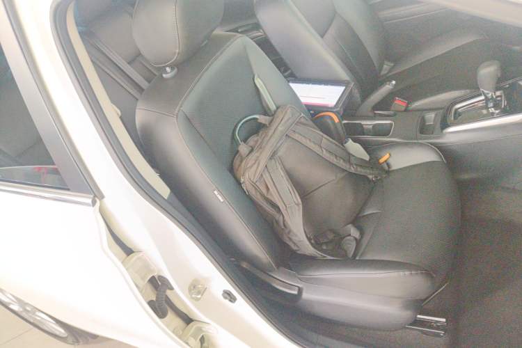 Used Nissan Sylphy 2022 Classic 1.6XL CVT Luxury Edition Right Front Seat