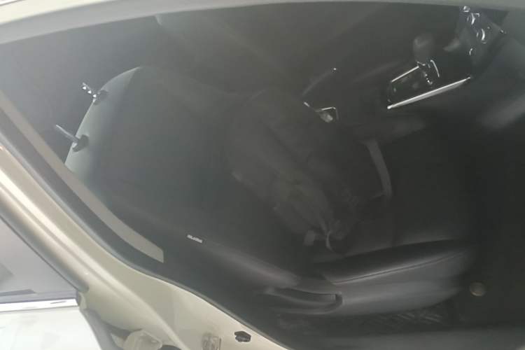 Used Nissan Sylphy 2022 Revised Version Classic 1.6XL CVT Luxury Edition Right Front Seat