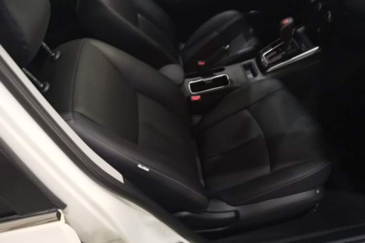 Used Nissan Sylphy 2022 Classic 1.6XL CVT Luxury Edition Right Front Seat
