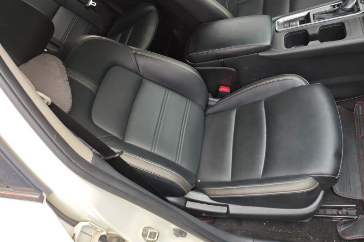 Used Nissan Sylphy 2022 1.6L XL CVT Enjoyment Edition Right Front Seat