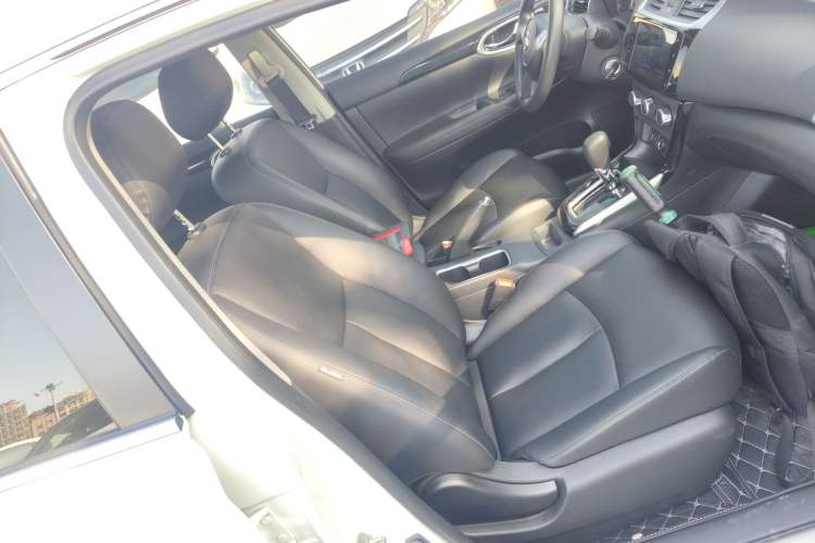 Used Nissan Sylphy 2022 Classic 1.6XL CVT Luxury Edition Right Front Seat