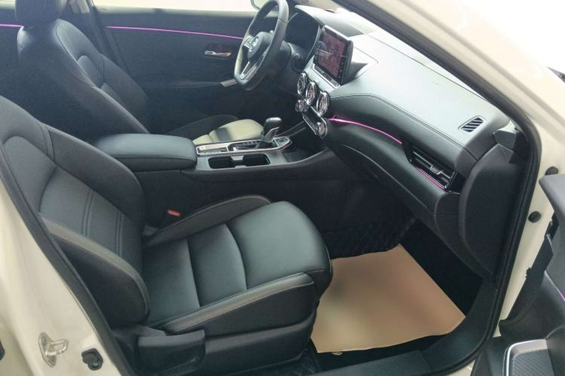 Used Nissan Sylphy 2022 1.6L XL CVT Enjoyment Edition Right Front Seat