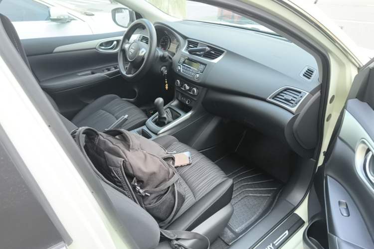 Used Nissan Sylphy 2022 Classic 1.6XE Manual Comfort Edition Right Front Seat