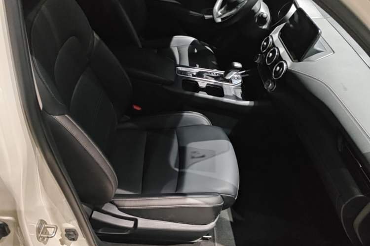 Used Nissan Sylphy 2022 1.6L XL CVT Enjoyment Edition Right Front Seat