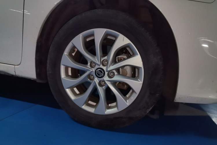 Used Nissan Sylphy 2022 Classic 1.6XL CVT Luxury Edition Right Front Wheel Hub