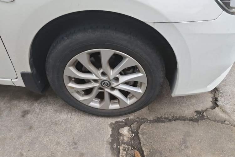 Used Nissan Sylphy 2022 Classic 1.6XE CVT Comfort Edition Right Front Wheel Hub