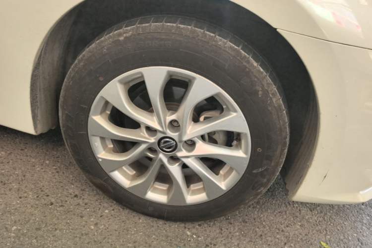 Used Nissan Sylphy 2022 Classic 1.6XL CVT Luxury Edition Right Front Wheel Hub