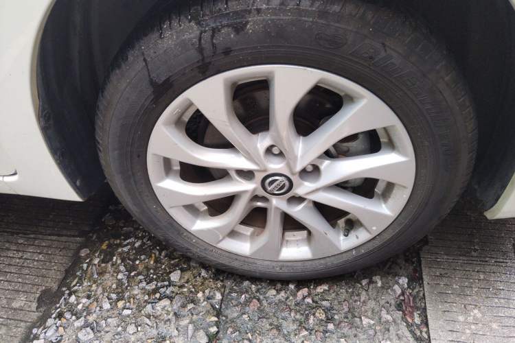 Used Nissan Sylphy 2022 Classic 1.6XL CVT Luxury Edition Right Front Wheel Hub