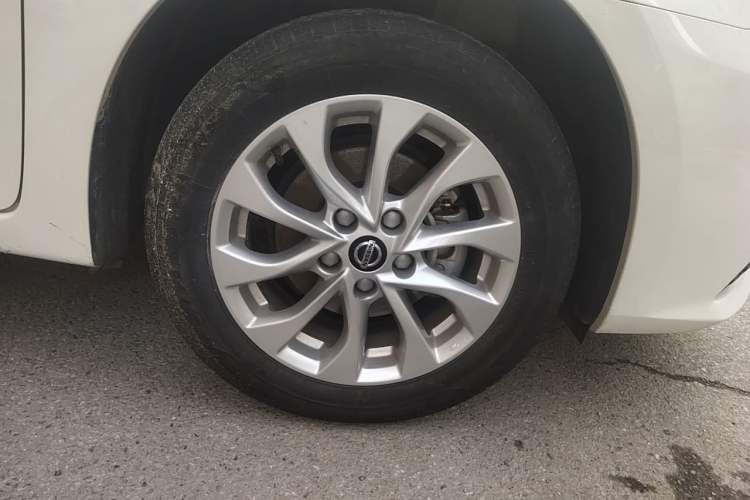 Used Nissan Sylphy 2022 Classic 1.6XE CVT Comfort Edition Right Front Wheel Hub