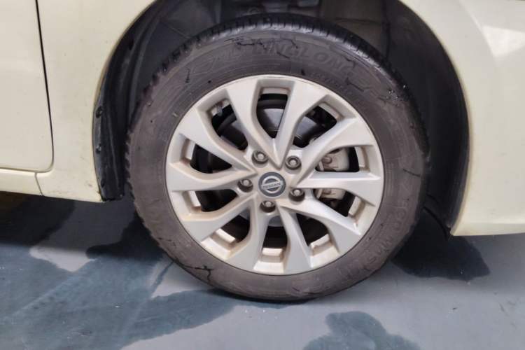 Used Nissan Sylphy 2022 Classic 1.6XL CVT Luxury Edition Right Front Wheel Hub