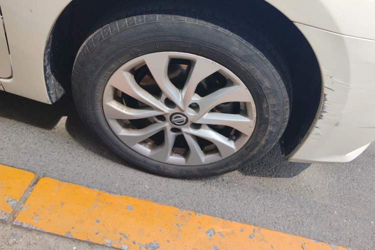 Used Nissan Sylphy 2022 Revised Version Classic 1.6XL CVT Luxury Edition Right Front Wheel Hub