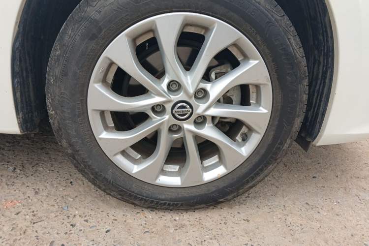 Used Nissan Sylphy 2022 Classic 1.6XL CVT Luxury Edition Right Front Wheel Hub