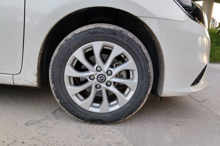 Used Nissan Sylphy 2022 Classic 1.6XE CVT Comfort Edition Right Front Wheel Hub