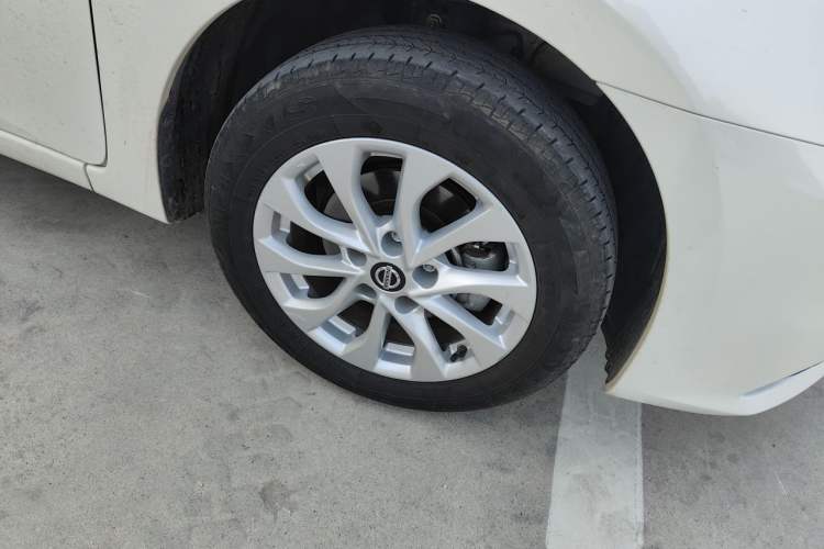 Used Nissan Sylphy 2022 Classic 1.6XE CVT Comfort Edition Right Front Wheel Hub