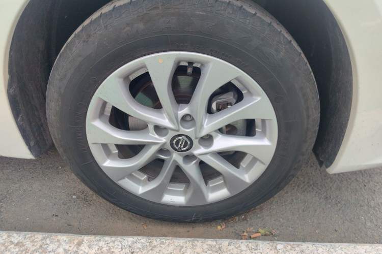 Used Nissan Sylphy 2022 Classic 1.6XE CVT Comfort Edition Right Front Wheel Hub
