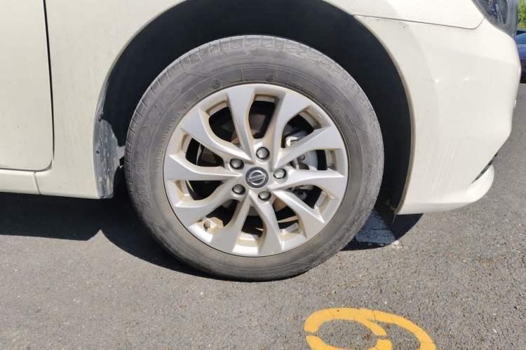 Used Nissan Sylphy 2022 Classic 1.6XE CVT Comfort Edition Right Front Wheel Hub