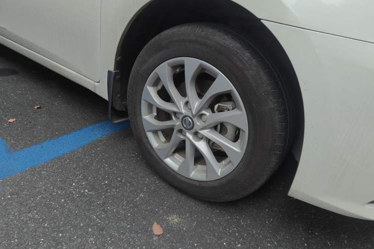 Used Nissan Sylphy 2022 Revised Version Classic 1.6XL CVT Luxury Edition Right Front Wheel Hub
