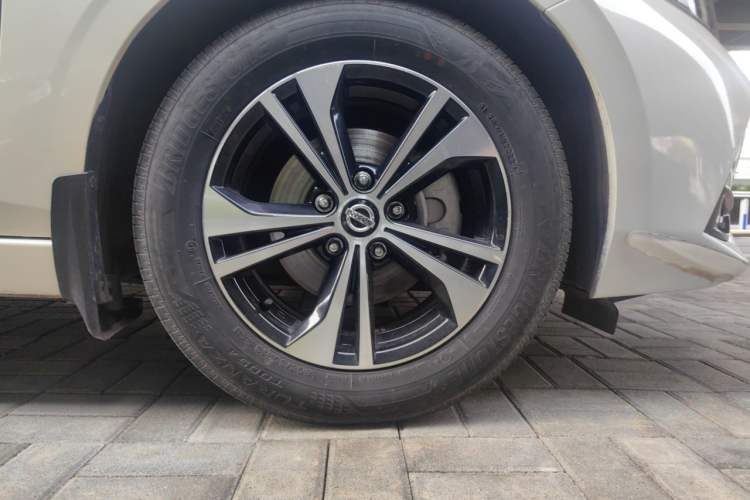 Used Nissan Sylphy 2022 Classic 1.6XE CVT Comfort Edition Right Front Wheel Hub