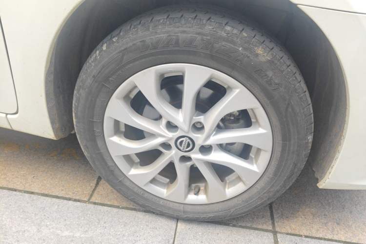 Used Nissan Sylphy 2022 Classic 1.6XL CVT Luxury Edition Right Front Wheel Hub
