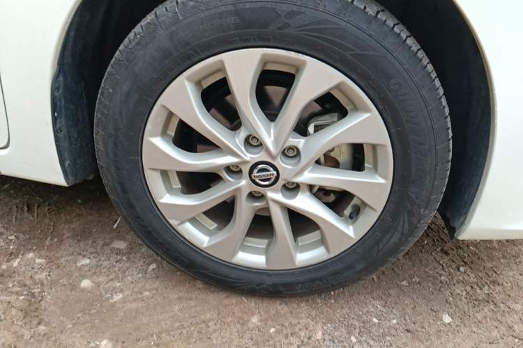 Used Nissan Sylphy 2022 Classic 1.6XL CVT Luxury Edition Right Front Wheel Hub