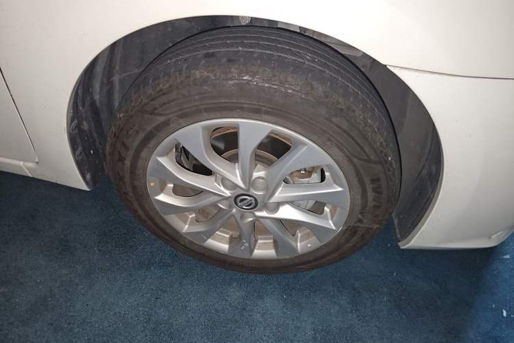 Used Nissan Sylphy 2022 Revised Version Classic 1.6XL CVT Luxury Edition Right Front Wheel Hub