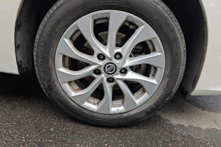 Used Nissan Sylphy 2022 Classic 1.6XE CVT Comfort Edition Right Front Wheel Hub