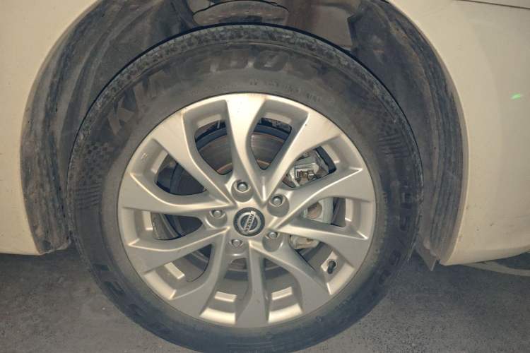 Used Nissan Sylphy 2022 Classic 1.6XL CVT Luxury Edition Right Front Wheel Hub