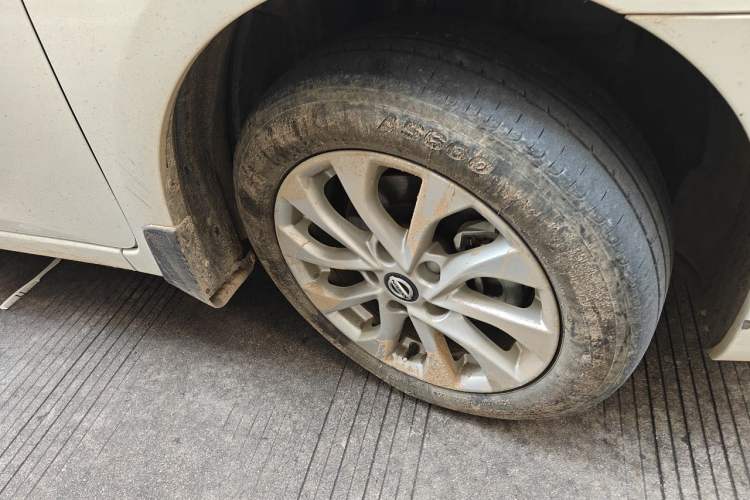 Used Nissan Sylphy 2022 Classic 1.6XE CVT Comfort Edition Right Front Wheel Hub