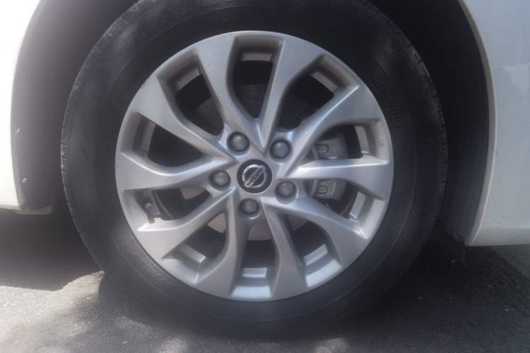 Used Nissan Sylphy 2022 Classic 1.6XL CVT Luxury Edition Right Front Wheel Hub