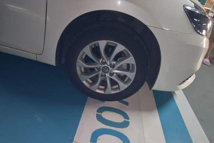 Used Nissan Sylphy 2022 Classic 1.6XE CVT Comfort Edition Right Front Wheel Hub