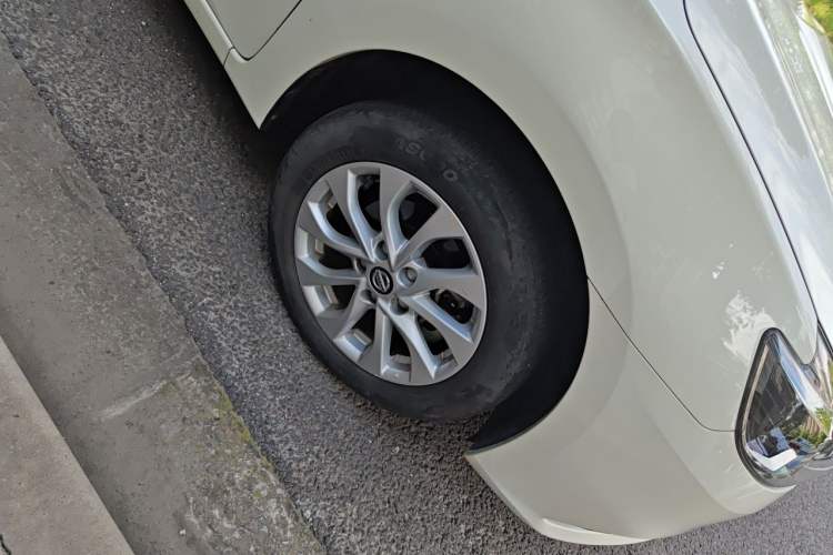 Used Nissan Sylphy 2022 Classic 1.6XE CVT Comfort Edition Right Front Wheel Hub
