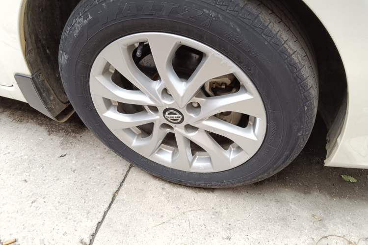 Used Nissan Sylphy 2022 Classic 1.6XL CVT Luxury Edition Right Front Wheel Hub