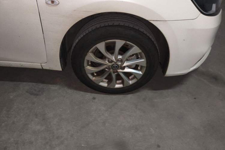 Used Nissan Sylphy 2022 Classic 1.6XE CVT Comfort Edition Right Front Wheel Hub