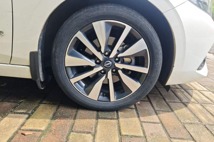 Used Nissan Sylphy 2022 Electric-Drive e-POWER Super Connect PLUS Right Front Wheel Hub