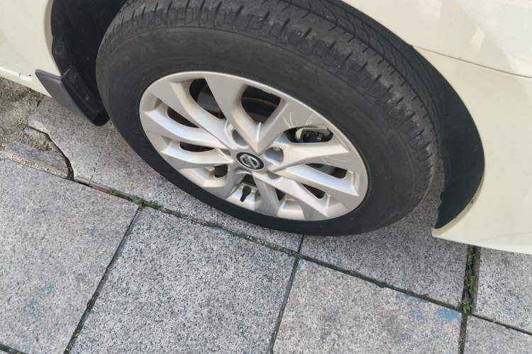 Used Nissan Sylphy 2022 Classic 1.6XE CVT Comfort Edition Right Front Wheel Hub
