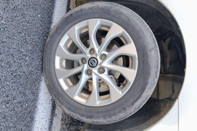 Used Nissan Sylphy 2022 Classic 1.6XL CVT Luxury Edition Right Front Wheel Hub
