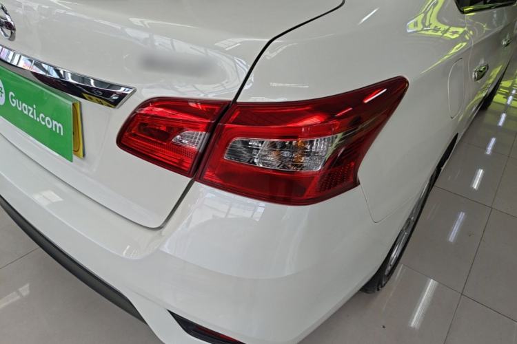 Used Nissan Sylphy 2022 Classic 1.6XL CVT Luxury Edition Right Rear Taillight