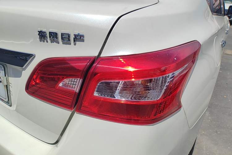 Used Nissan Sylphy 2022 Classic 1.6XE CVT Comfort Edition Right Rear Taillight